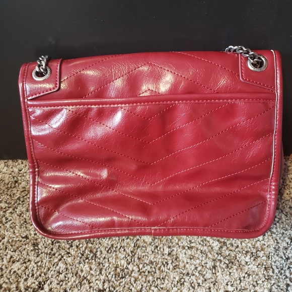Burgundy Crossbody Bag !NOT AUTHENTIC BRAND! - Picture 3 of 15